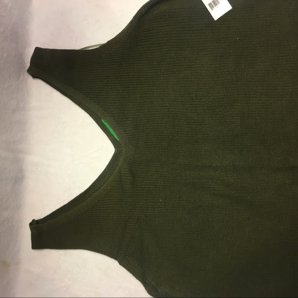 Soft Utility Sweater Vest Womens M Olive Green NEW V-Neck Ribbed Knit Sleeveless - Picture 3 of 4
